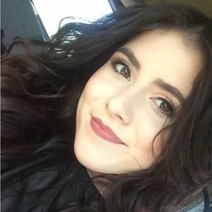 Meet your Posher, Isabelle